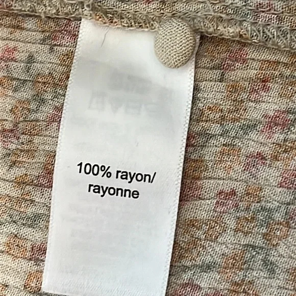 Maurices Top, Keyhole Back, Ruffle Hem, Beige with Multicolor Floral, 3X - Picture 12 of 12